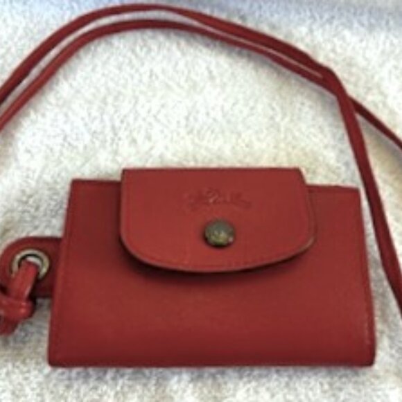 Longchamp Accessories - Longchamp luxury leather 6-card holder lanyard NWOT